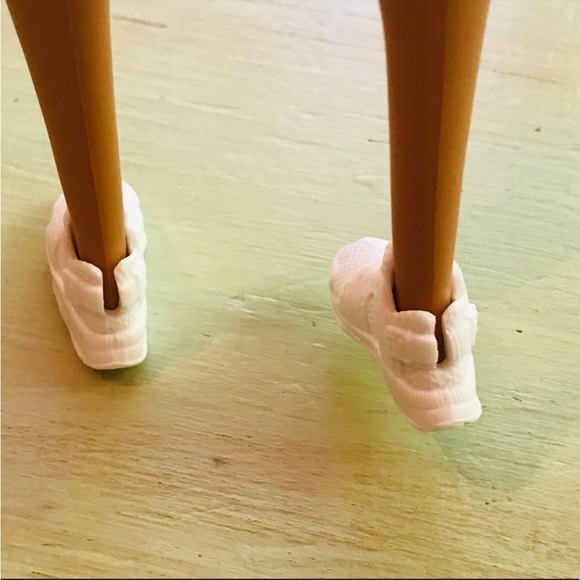 Mattel Toys Mattel Doll Shoes White Sneakers Trainers 25 Flat Feet